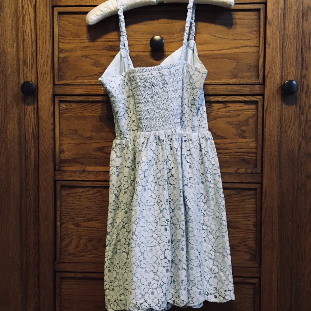 Delicate Baby Blue Lace Dress - Picture 3 of 4